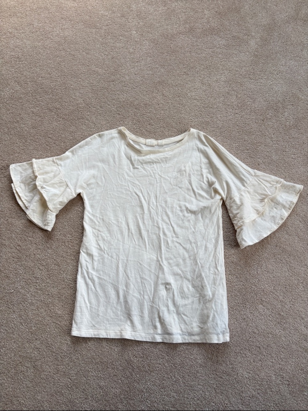 GAP Cream Ruffle Sleeve Short Sleeve Top